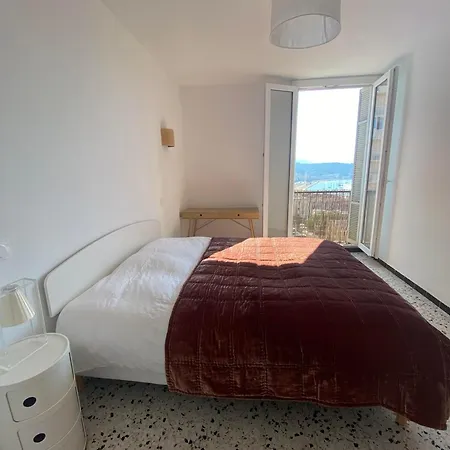 Grand Traversant Et Lumineux, Vue Mer, Dernier Etage, Proche Du Centre-ville Gasthof